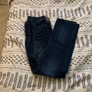Slim fit blue jeans